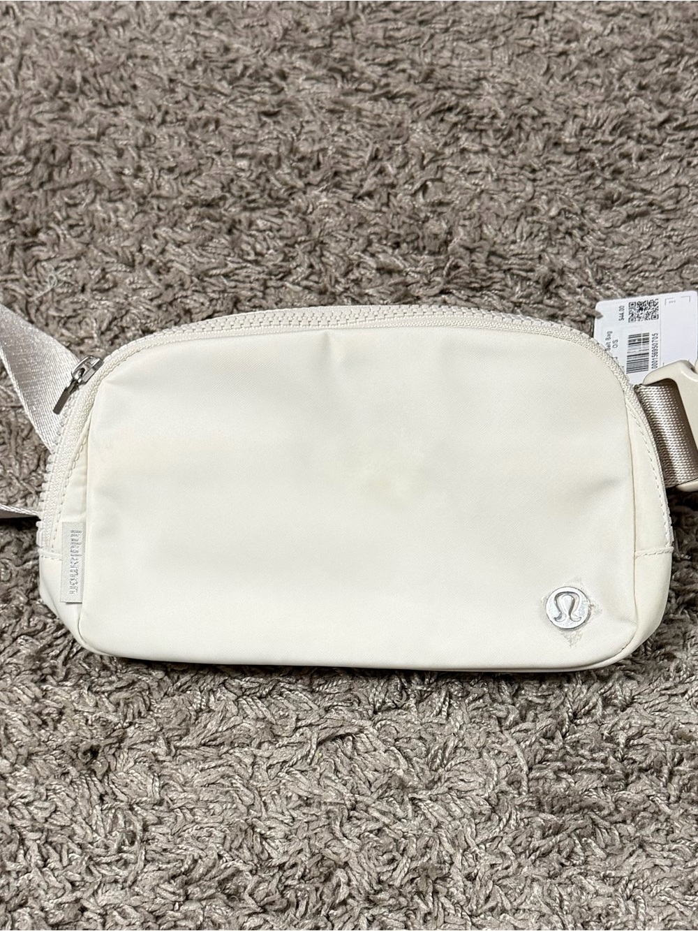 lululemon athletica Everywhere Belt Bag 1L NWT Light Ivory & Silver